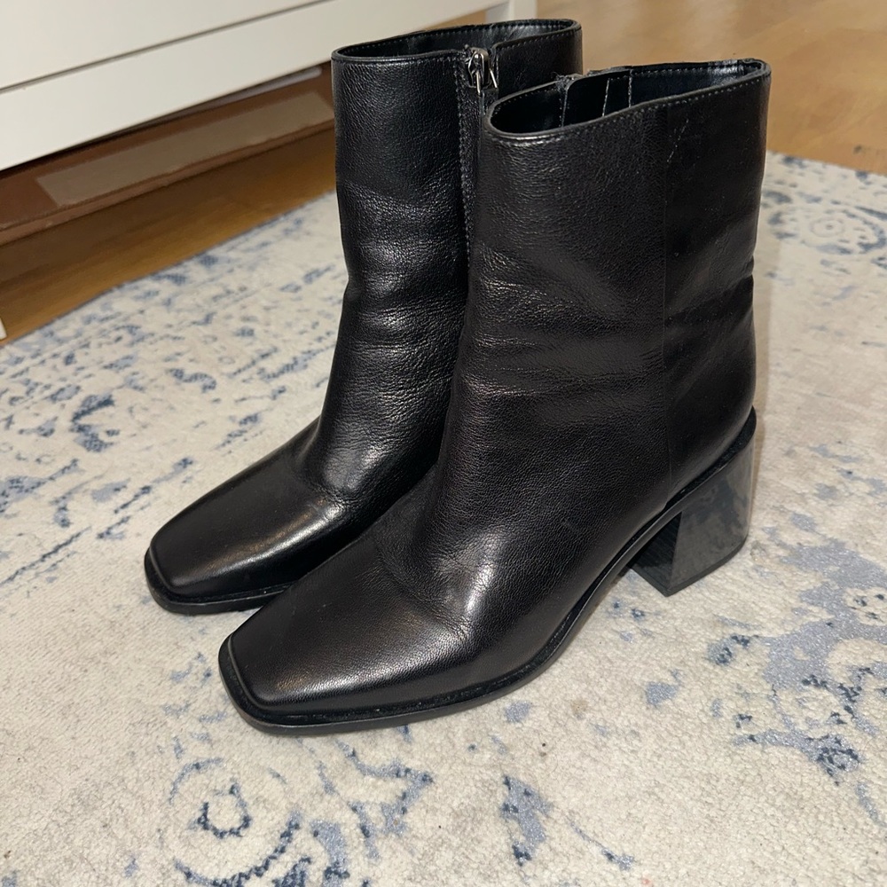 Sam Edelman Winnie Boot, size 8, color black